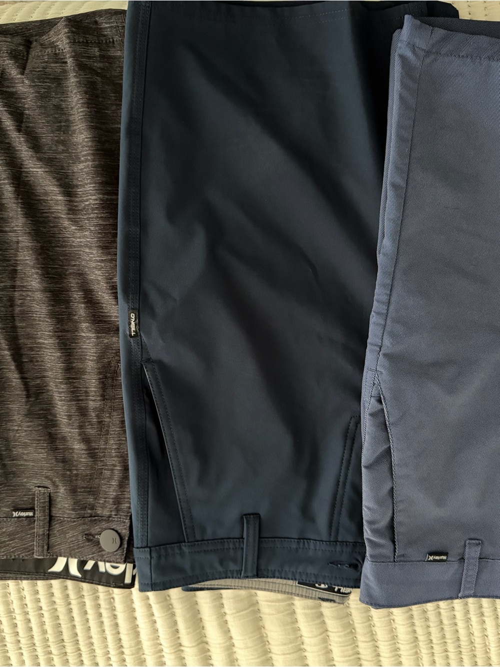 Hurley and O’Neill Boys shorts - Picture 7 of 13